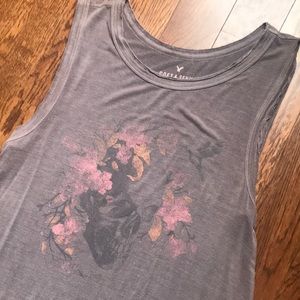 LIKE NEW AEO Soft & Sexy Graphic Tank